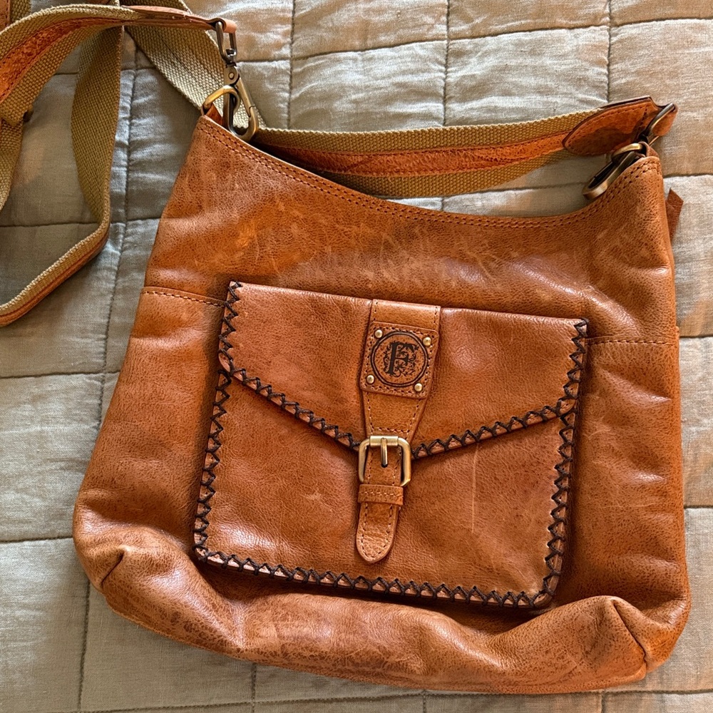 Firenze Bella Brown Leather Crossbody Purse | Buckle Flap | 12x10